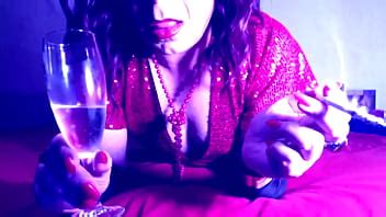 Maddalena Mariposa Smoking Teasing 1 XVIDEOS