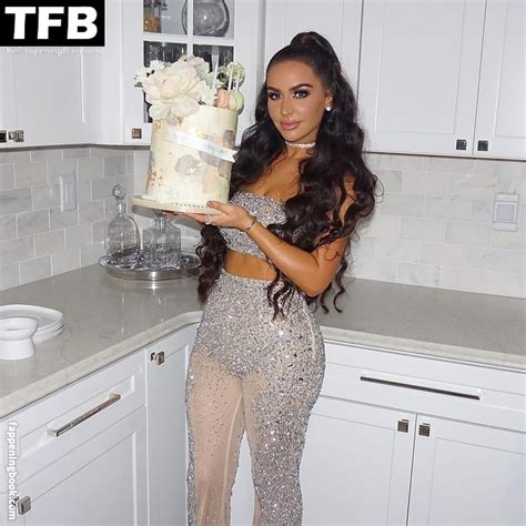 Carli Bybel Nude OnlyFans Leaks Fappening FappeningBook