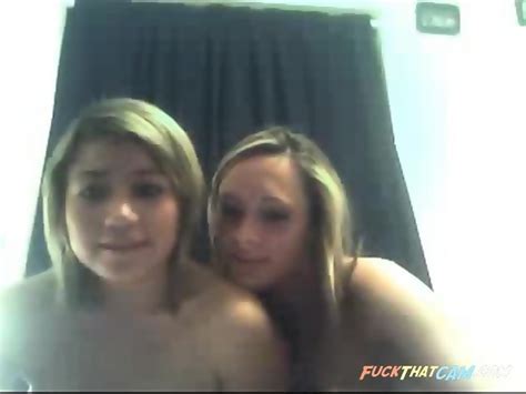 Blonde Girls Doing A Nice Cooperation