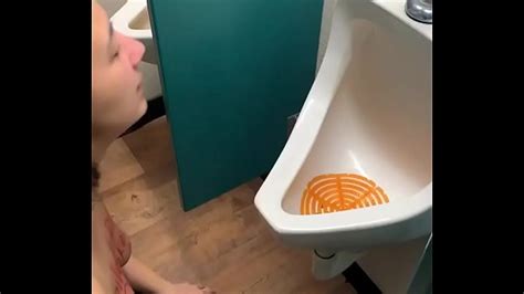 Restroom Videos XVIDEOS