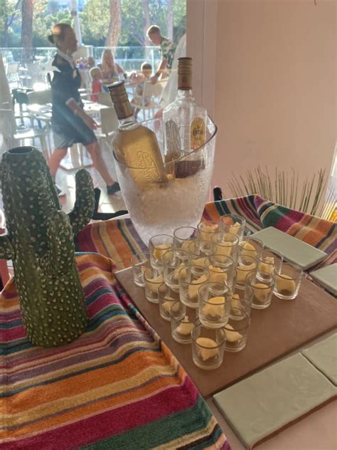Im Mexikanischen Restaura Iberostar Waves Club Cala Barca