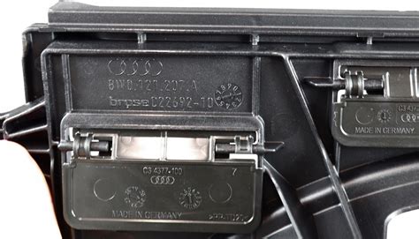Audi Oe Osłona Wentylatora Obudowa Śmigieł Audi 800W 8W0121207Aa ...
