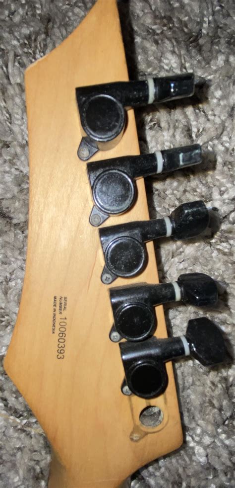 Help Me Identify This Dean Guitar Pls R Guitars