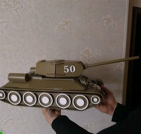 Минибар Танк. Мини бар. Подставка под бутылки. Мужские подарки Подарок ...