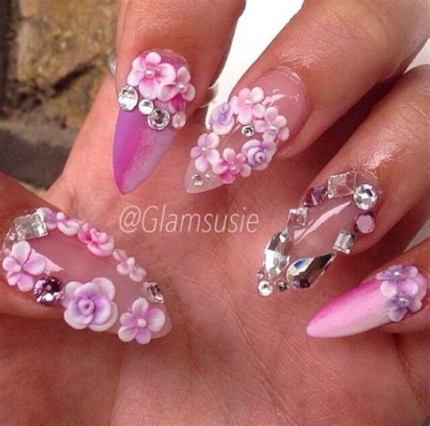 Pin By Doudou Alicia On Vos Mentions Jaime Sur Pinterest Floral Nail