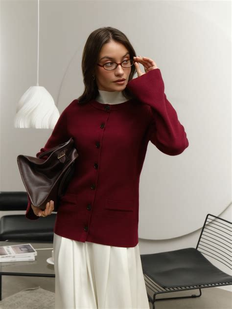 Удлиненный кардиган с крупными пуговицами :: LICHI - Online fashion store