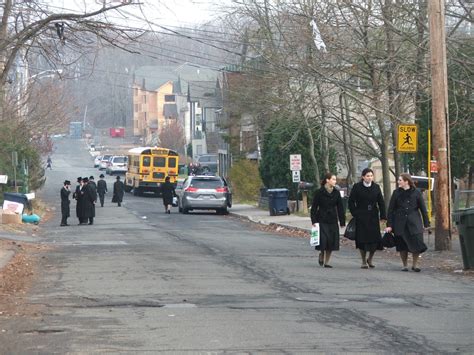 In Rockland County Non Orthodox Try To Create Alternative To Hasidic