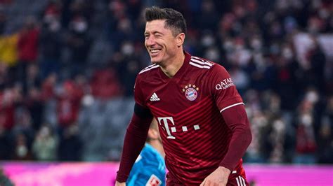 Sorpresa en el mercado Robert Lewandowski podría ser refuerzo de un