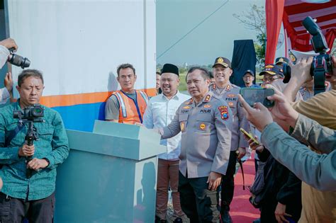 Layak Jadi Role Model Gus Yani Tuntas Bangun 7 Titik Palang Pintu