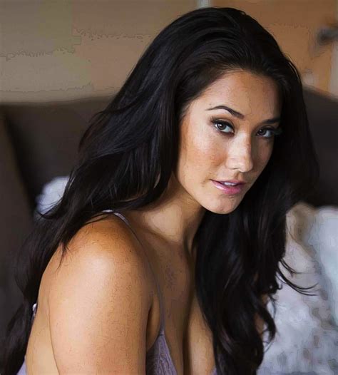 Eva Lovia (Actress) Age, Biography, Wiki, Boyfriend, Hobbies, Net Worth