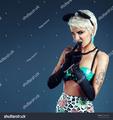 Sexy Blonde Woman Tattoos Posing Beautiful库存照片450395608 Shutterstock