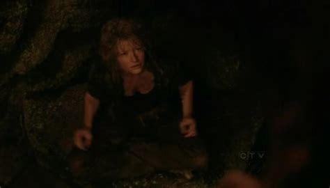 Naked Emilie De Ravin In Lost