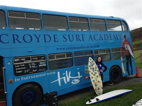Surfing in Croyde Bay, North Devon - Helen in Wonderlust