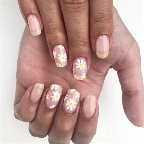 Brush On Gel Cover Nude Hands Lola Lee Beauty Middle East