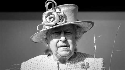 Dios Salve A La Reina El Año Horrible Que La Familia Real Le Hizo Pasar A Isabel Ii Infobae