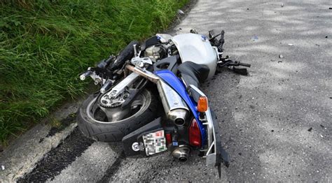 Pf Fers Sg Motorradfahrer Nach Kollision Mit Auto Unbestimmt