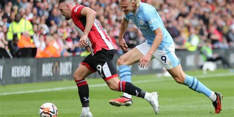 Video Erling Haaland Festejó Con Un Aficionado Su Gol Con El