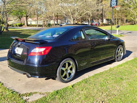 2006 Honda Civic Si 2dr Coupe 20l 4cyl 6m With 18x8 Avid1 Av6 And