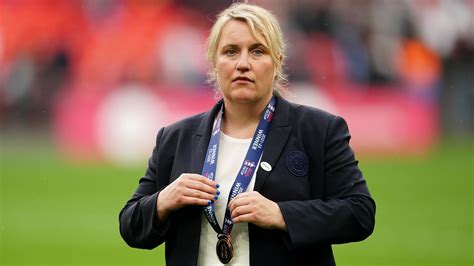 Emma Hayes: Chelsea Women's manager dismisses exit talk after winning ...