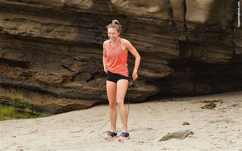 Chari Hawkins Charihawkins Nude OnlyFans Leaks Fappening FappeningBook