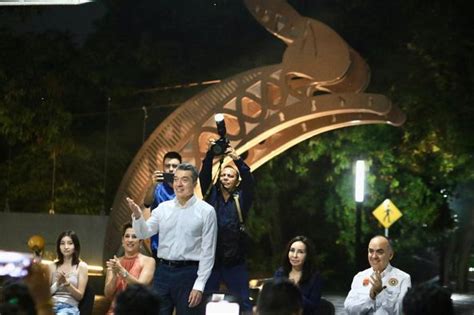 Inaugura Rutilio Escand N Puente Peatonal Paseo De Los Conejos En