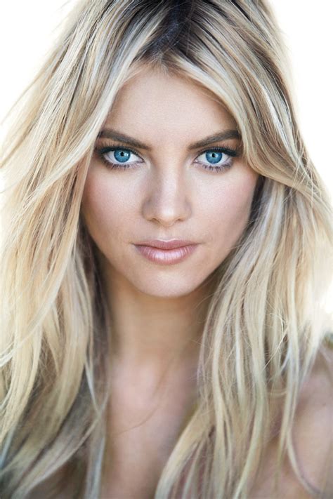 Perfektes Augen Make Up Mit Nude By Nature