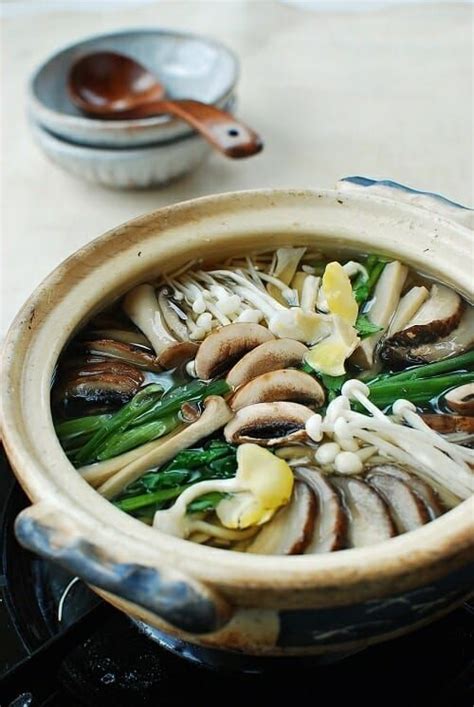 Mushroom Hot Pot Recipe Beoseot Jeongol