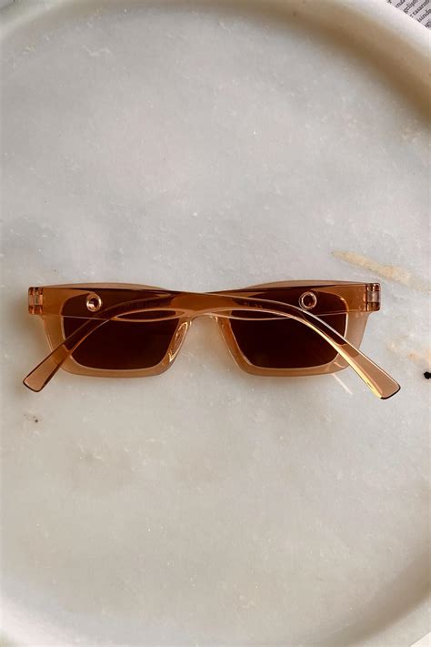 Gurlz Kad N Cat Eye G Ne G Zl Nude Falaneyewear