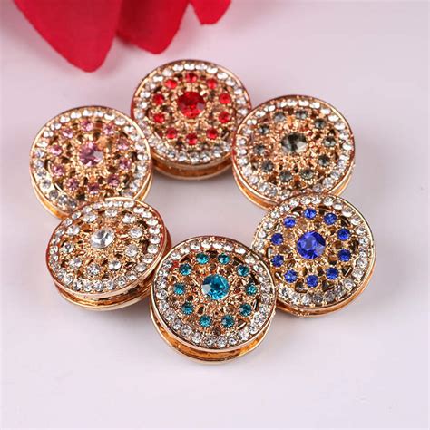 Round Magnet Brooch For Women Exquisite Rhinestone Magnetic Brooches