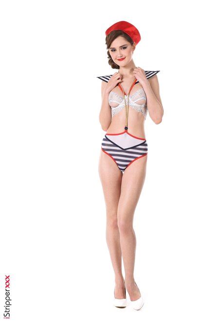 Strip Show Us The GOOD Parts Sonya Blaze HOT FIFTIES PIN UP 3 Porn Pic