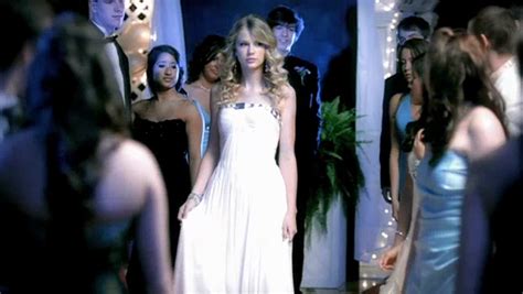 Taylor Swift - You Belong With Me [Music Video] - Taylor Swift Image ...
