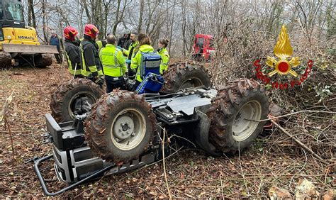 Agricoltore 63enne Travolto Dal Trattore Muore Schiacciato