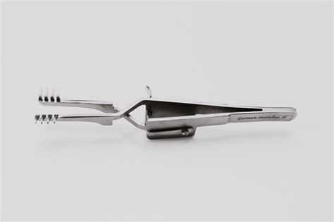 Heiss Holzheimer Cross Action Retractor Jack Surgical