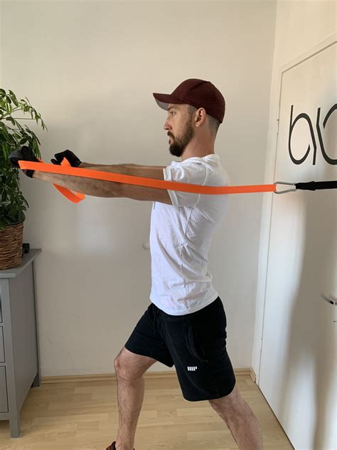 The Best Chest Exercises With Resistance Bands Biqbandtraning