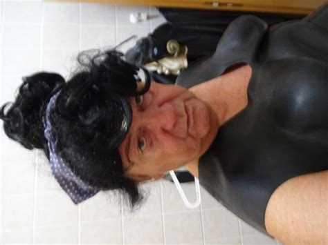 Perv Rubber Bessy Ramming The Black Stick Deeply Wank On Rubber Boot Swallows Shemale Porn