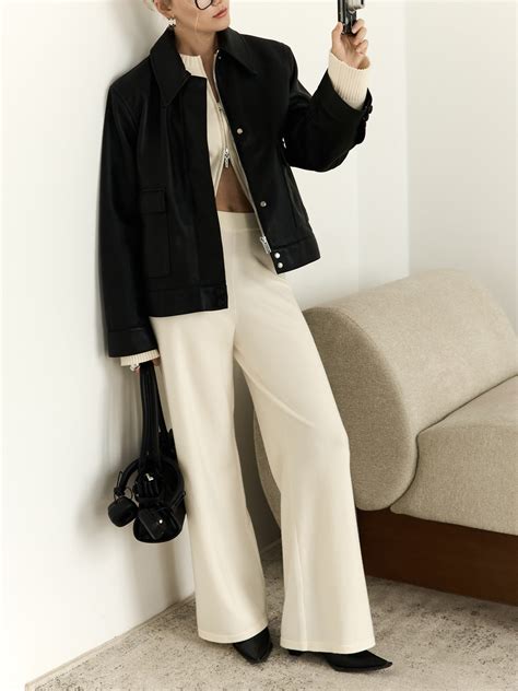 Расклешенные трикотажные брюки :: LICHI - Online fashion store