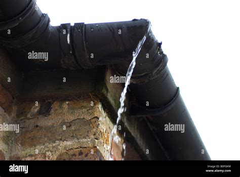 Leaking Gutter Hi Res Stock Photography And Images Alamy