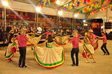Danca Do Folclore Brasileiro - 8