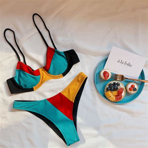 Nh Ng Ki U D Ng Bikini C Th C I N I V Ng Cho H I Ch Em Ng C L P