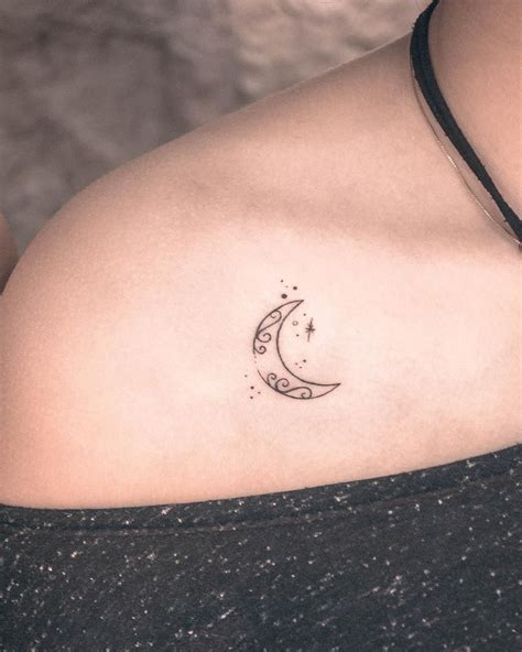 Small Moon Tattoo Ideas | Trends Tattoos 2021