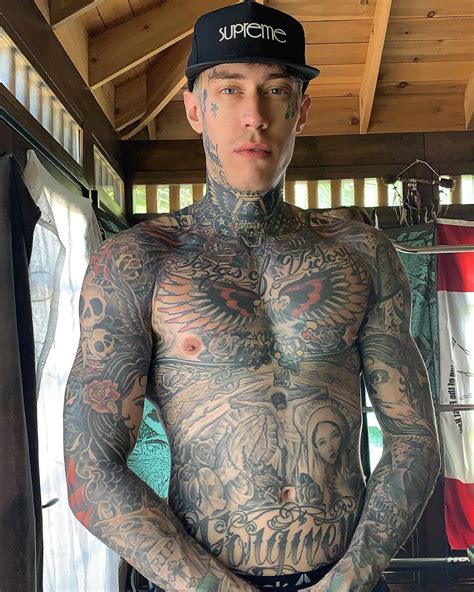 Miley Cyrus' brother Trace shames women with OnlyFans accounts