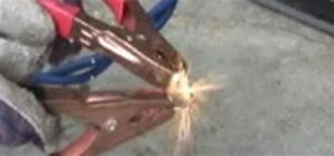 Make An Arc Welder With A Car Battery And Pocket Change Tools