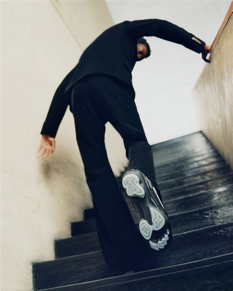 Sneakers - Men | LOUIS VUITTON