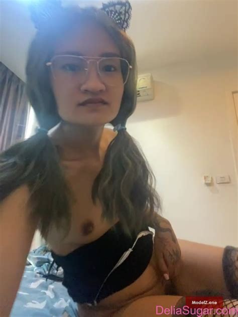 Cute Asian Babe Delia Gets Ready For Another Horny Camshow 14 Photos