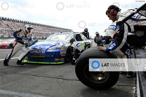 June Long Pond Pennsylvania Usa Jimmie Johnson Pit Stop