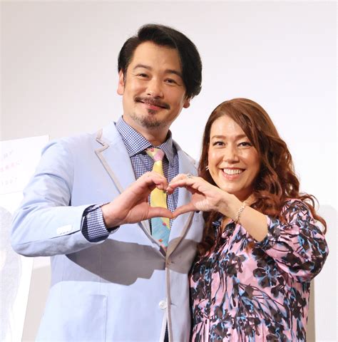 Lilico＆小田井夫妻「ラブリセット 30日後、離婚します」舞台あいさつでのろけトーク連発 スポーツ報知