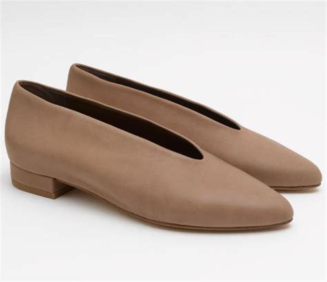 RAMONA NUDE Marais Oviedo