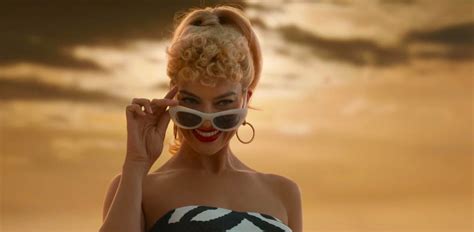 Margot Robbie Is Hot As Barbie ThBlog