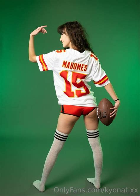 Kyonatix Nude OnlyFans Leaks Photos TheFappening