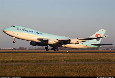 Hl Korean Air Boeing B Erf Photo By Joost Alexander Id